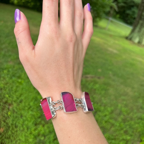 Vintage Sterling Silver Pink Agate Toggle Bracelet - Picture 2 of 16